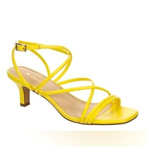 Xappeal Women’s Leighton Yellow Strappy Sandal Size 7